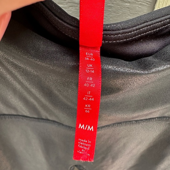 Spanx Faux Leather Leggings Black Women's Medium - Picture 3 of 8